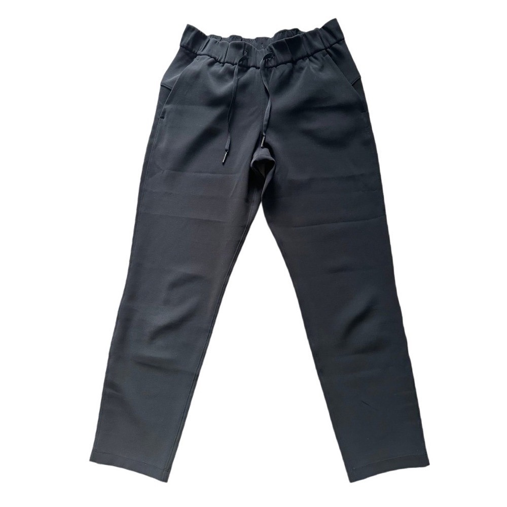 Lululemon Black On the Fly Pants *Woven 27" size 6‎